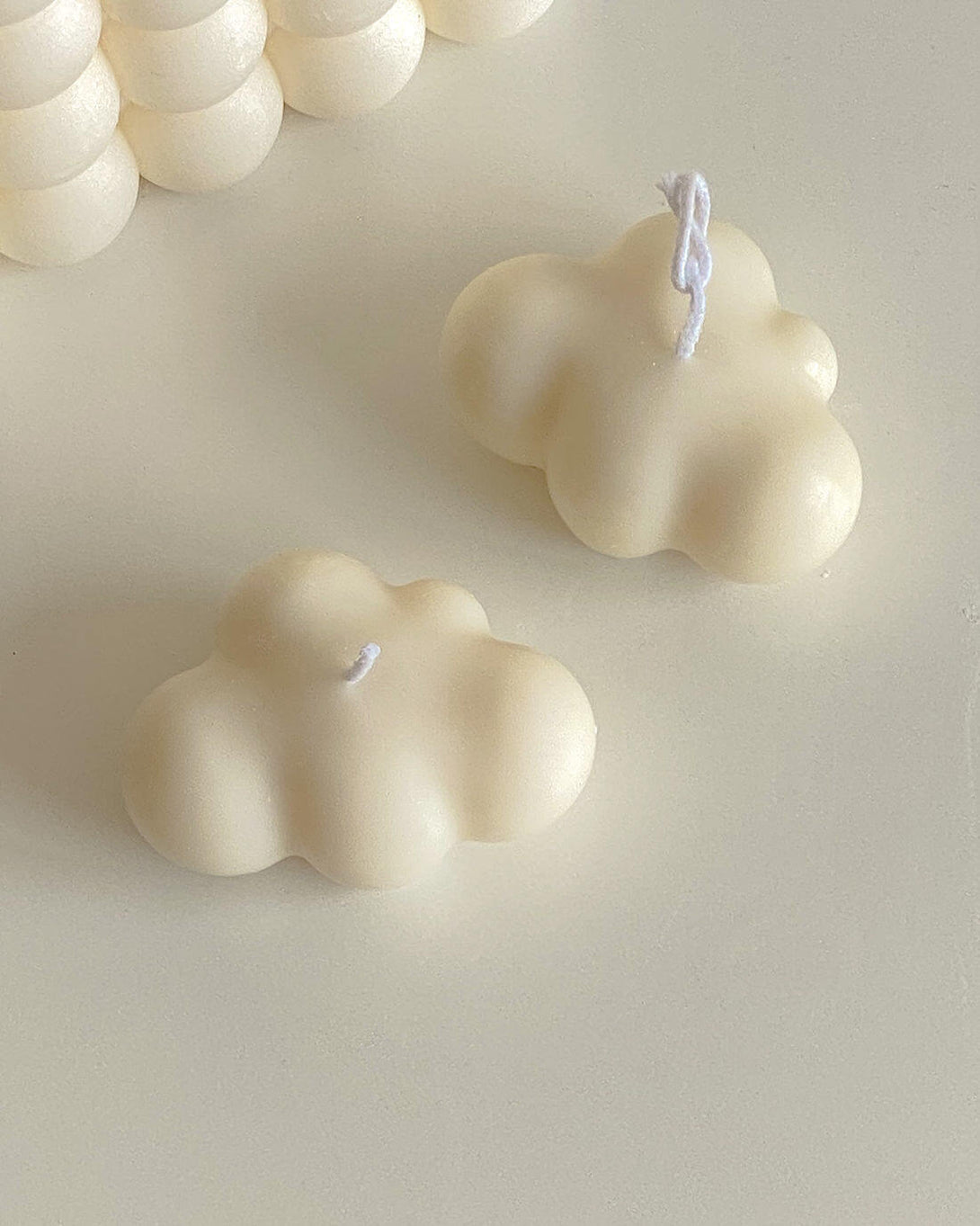 Cloud soy candles