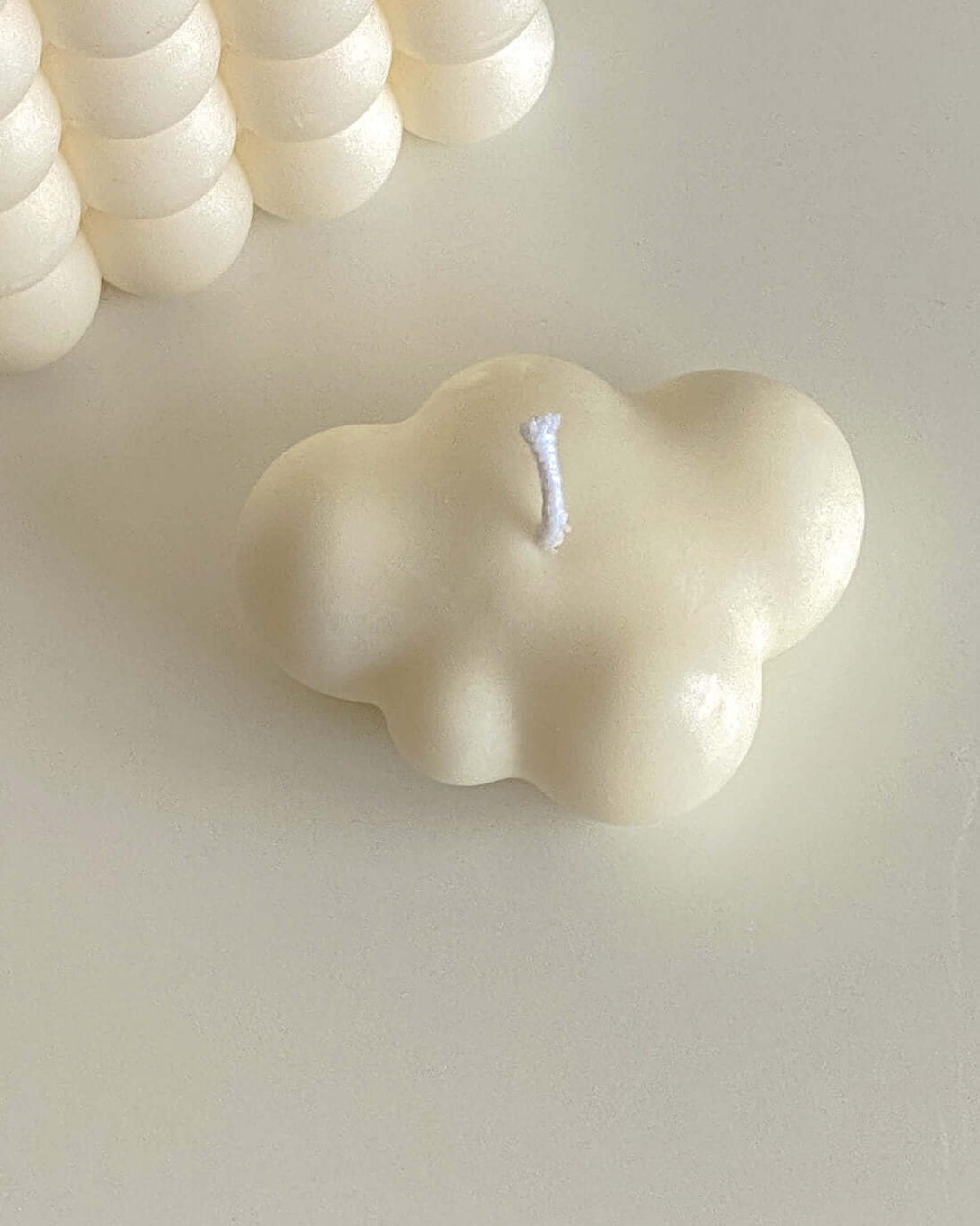Cloud soy candles